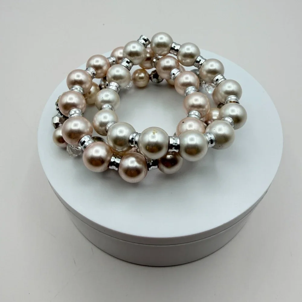 Vintage Y2K Silver Tone Faux Pearl Stretch Beaded Bracelet‎ Women's Jewelry